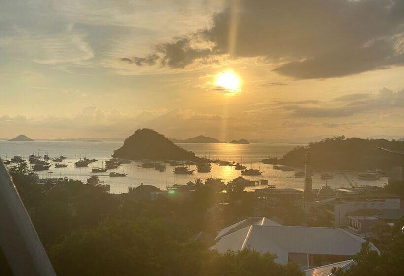 膳宿费 Pesona Bali Room And Restaurant