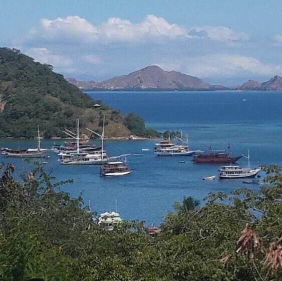 پانسیون Pesona Bali Room And Restaurant