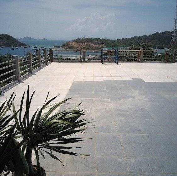 پانسیون Pesona Bali Room And Restaurant