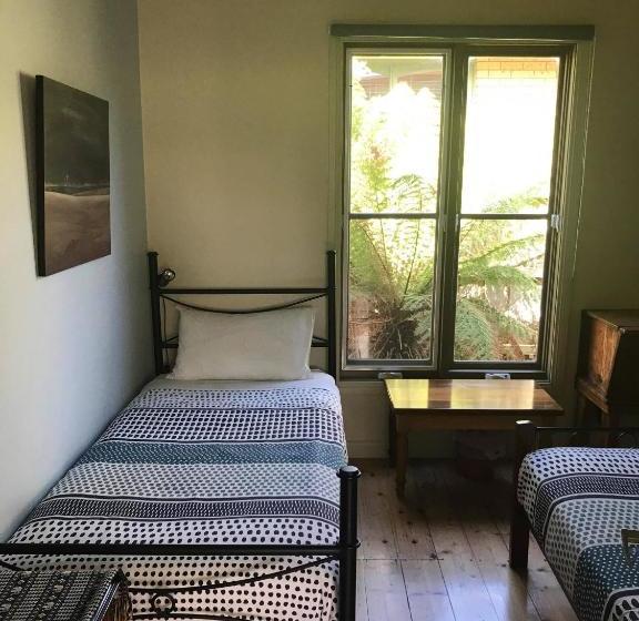 پانسیون Port Campbell Guesthouse & Flash Packers