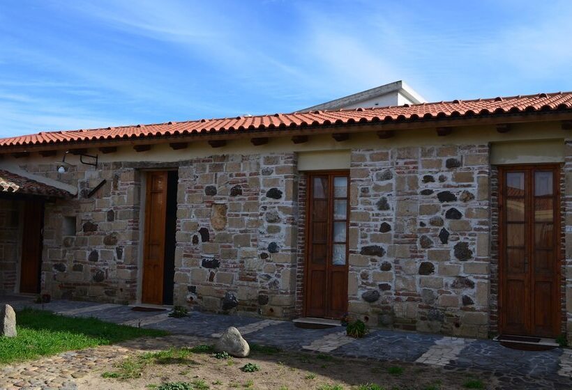 Pensjonat Sa Domu E Crakeras