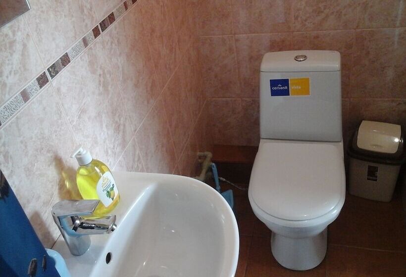 پانسیون Sunrise Villa