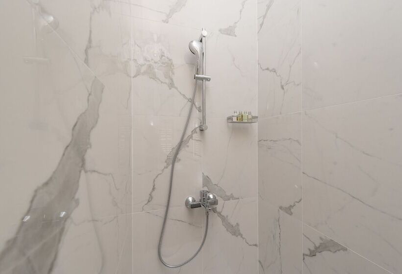 بنسيون Zara Palace   Design Rooms