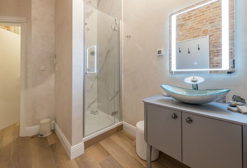 بنسيون Zara Palace   Design Rooms