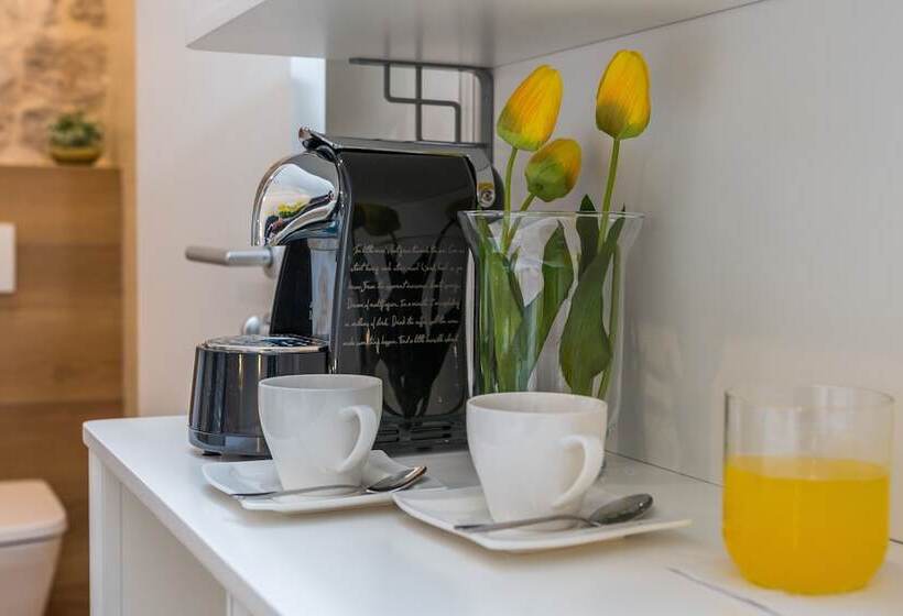 بنسيون Zara Palace   Design Rooms