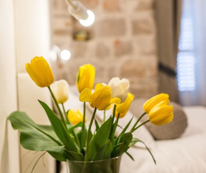 بنسيون Zara Palace   Design Rooms