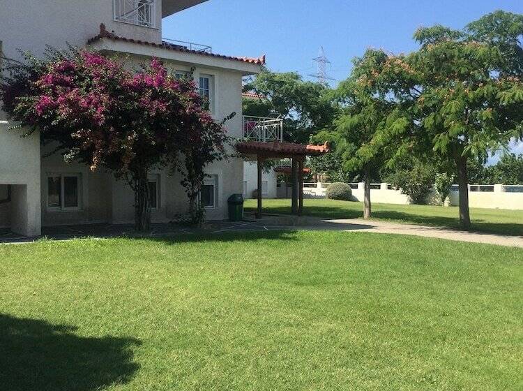 Phoenix Beachside Condos