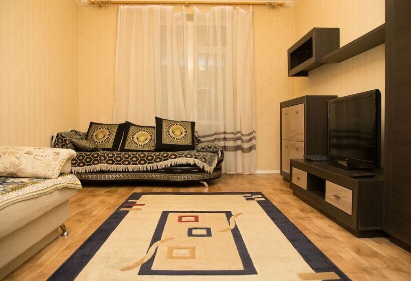 Sacvoyage Apartment On Mira, 18