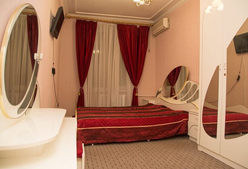 Sacvoyage Apartment On Mira, 18