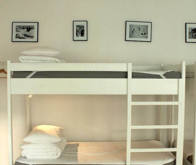 Sisters Lodge Hostel