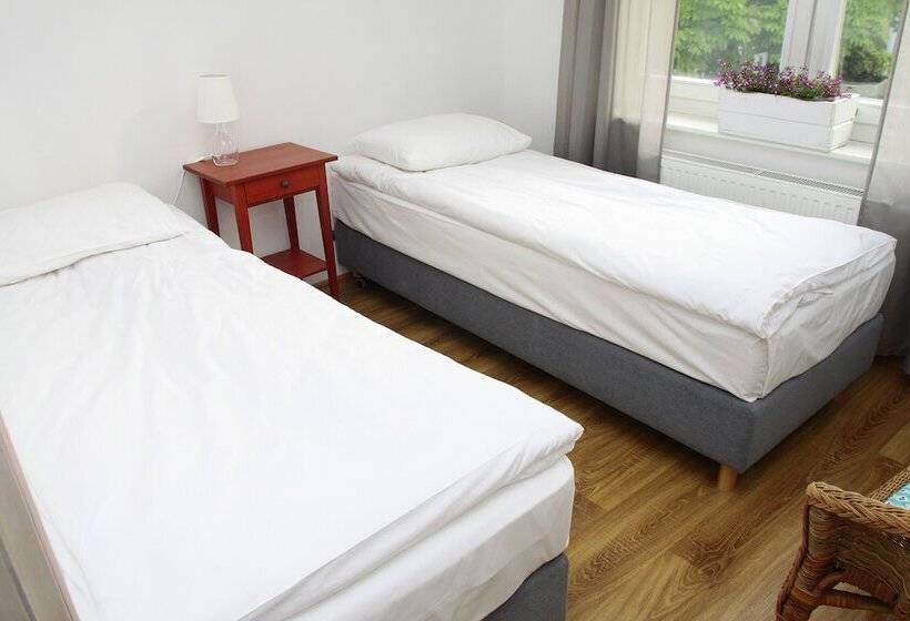 Sisters Lodge Hostel