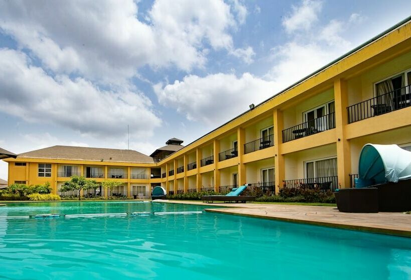 Tropical Retreat Luxury Resort And Spa