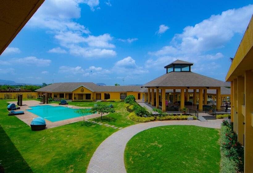 Tropical Retreat Luxury Resort And Spa