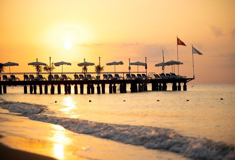 Adora Hotel & Resort