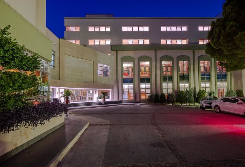 Adora Hotel & Resort