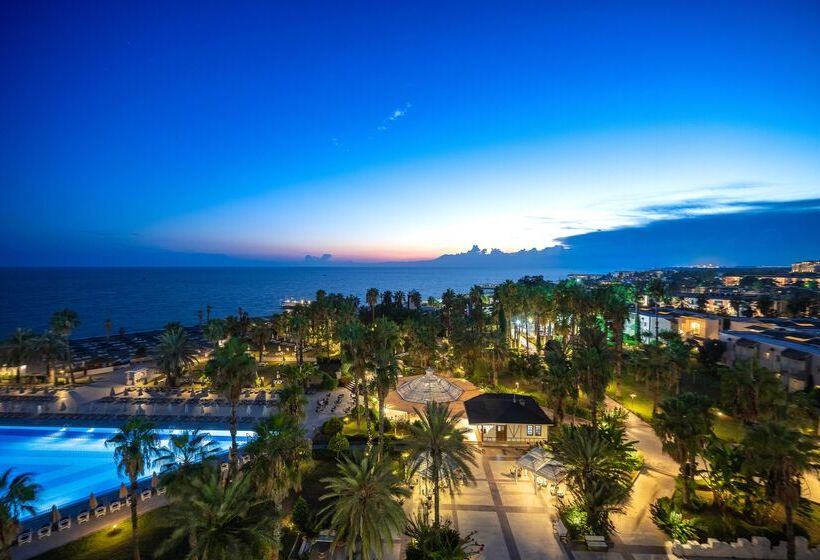 Adora Hotel & Resort