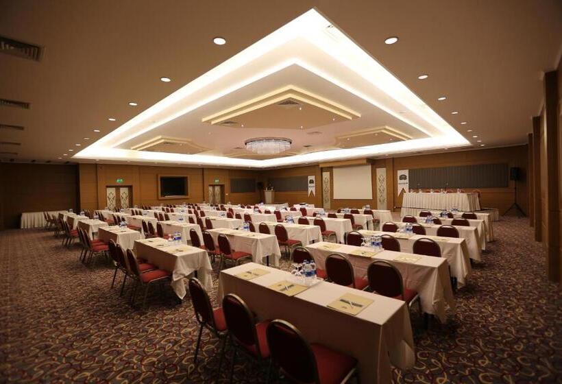 Adora Hotel & Resort