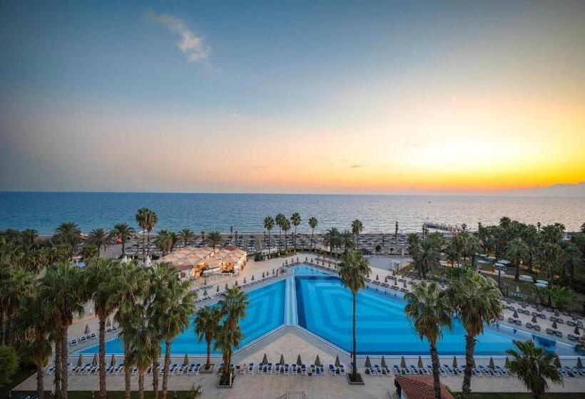 Adora Hotel & Resort