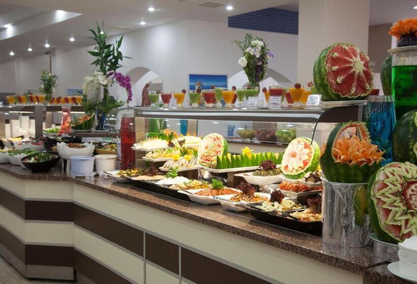 Batıhan Beach Resort & Spa