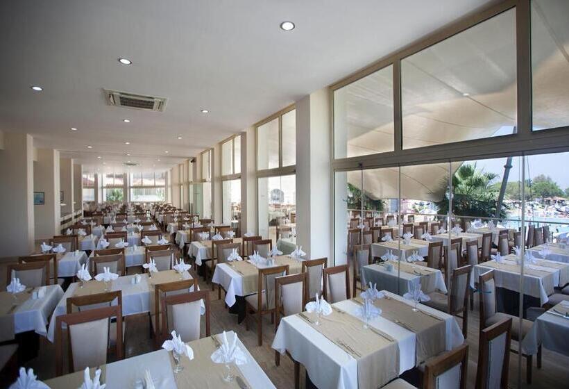 Batıhan Beach Resort & Spa