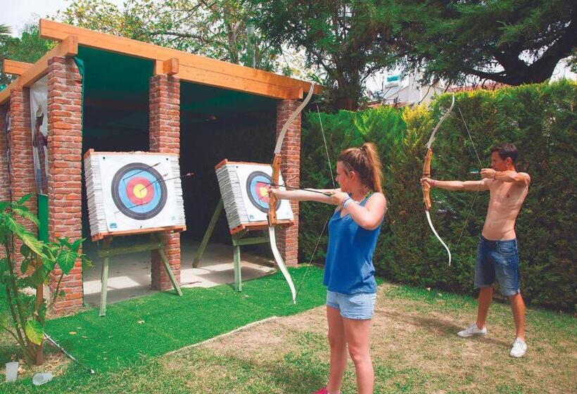 Batıhan Beach Resort & Spa