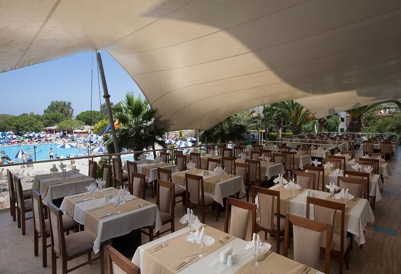 Batıhan Beach Resort & Spa