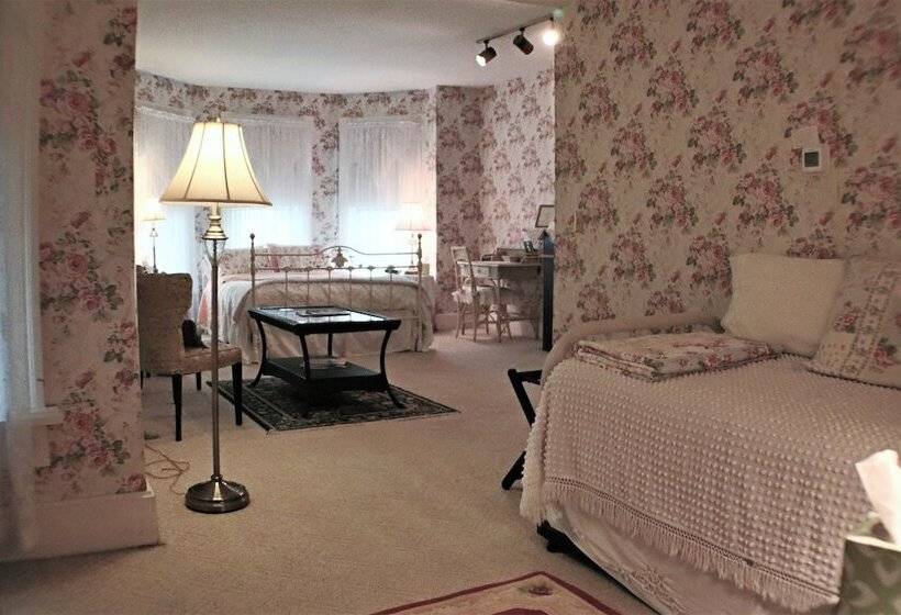 בית מלון כפרי 50 Lincoln Short North Bed & Breakfast