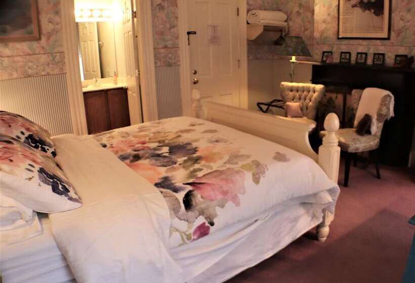 בית מלון כפרי 50 Lincoln Short North Bed & Breakfast