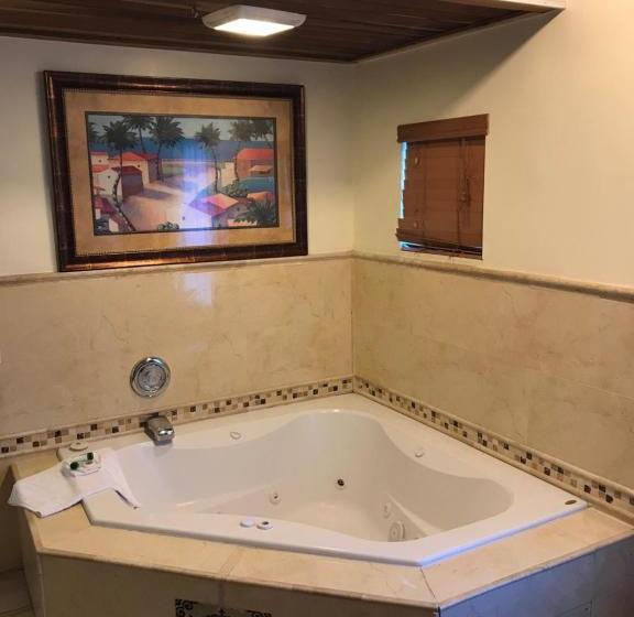 호텔 777 Motor Inn