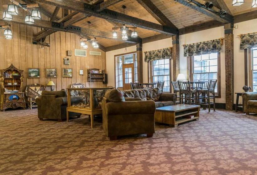 酒店 Abe Martin Lodge & Cabins