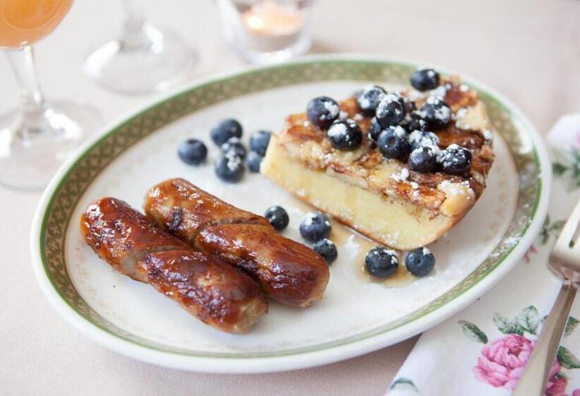 فندق Adair Country Inn & Restaurant