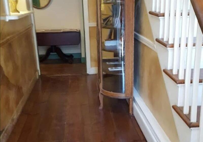 فندق Admiral Farragut Inn