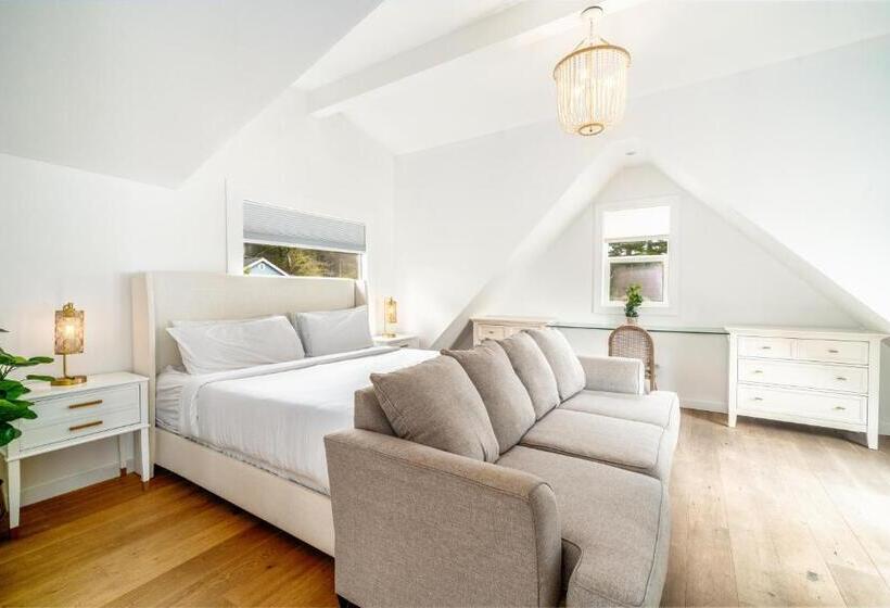 فندق Agate Cove Inn