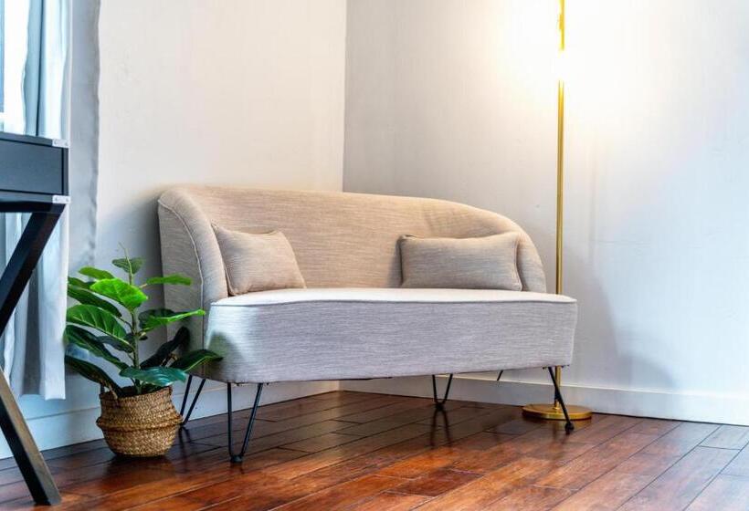 فندق Agate Cove Inn