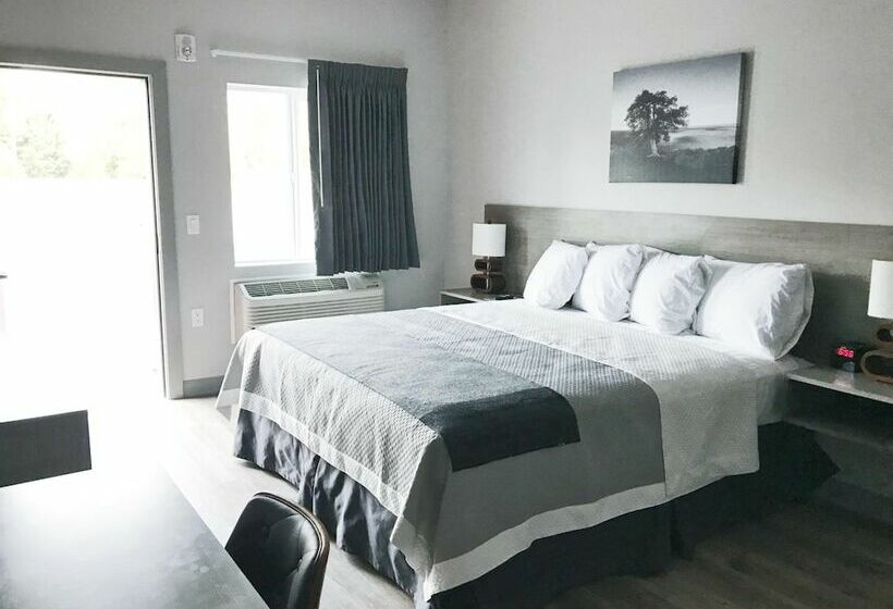 فندق Airport Inn