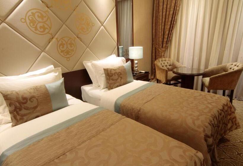 The Parma Hotel Downtown