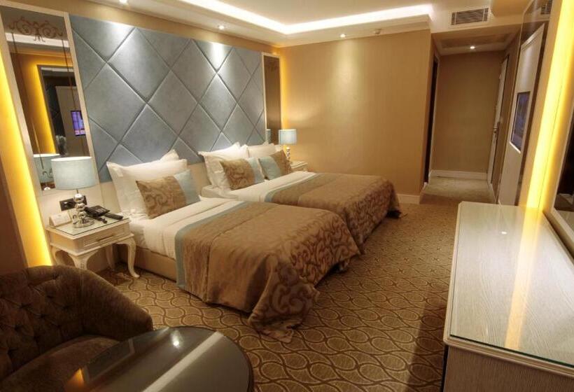 The Parma Hotel Downtown