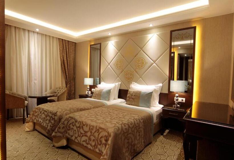 The Parma Hotel Downtown