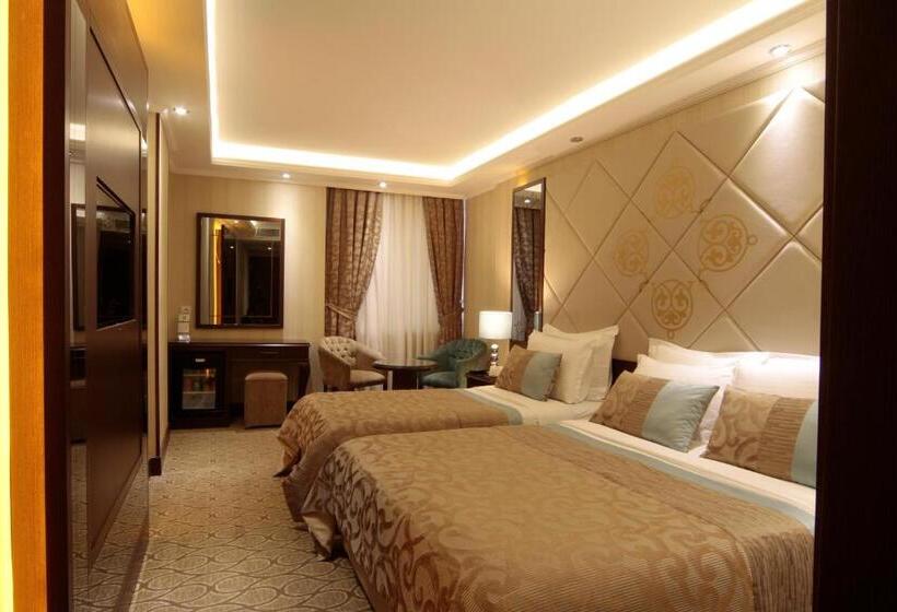 The Parma Hotel Downtown