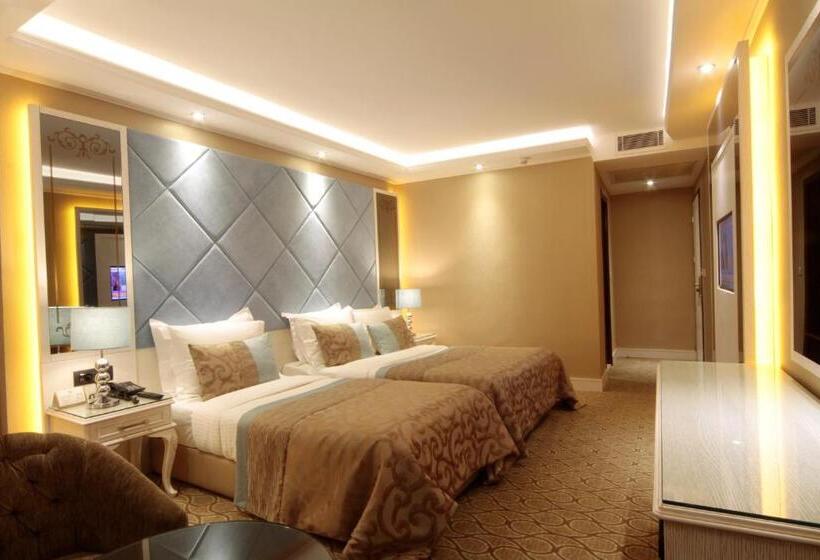 The Parma Hotel Downtown