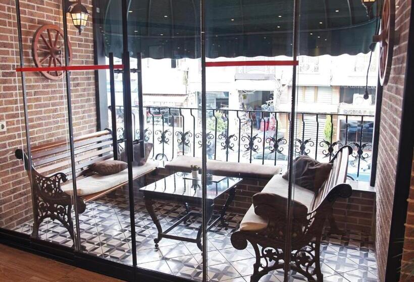 The Parma Hotel Downtown