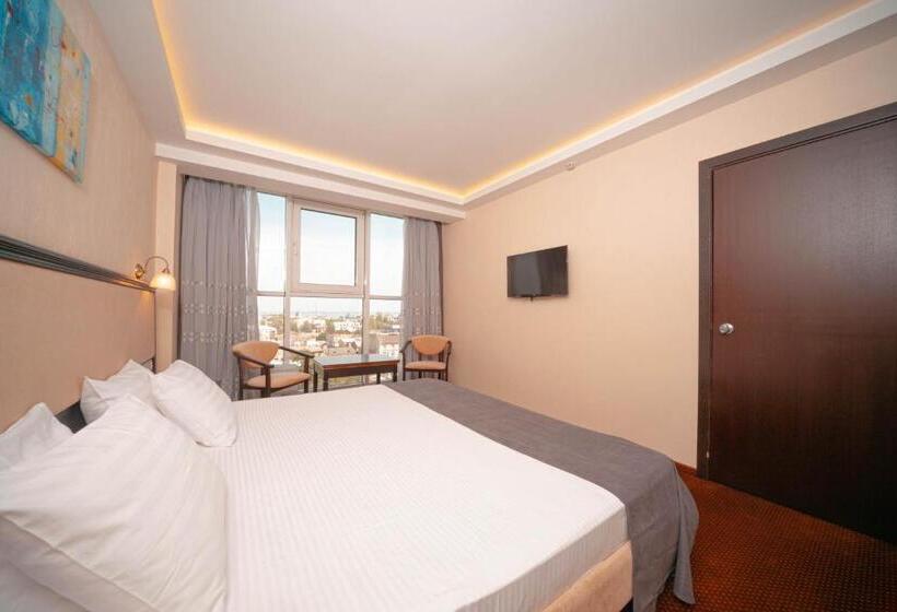 هتل Black Sea Central