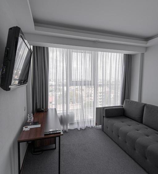 هتل Black Sea Central