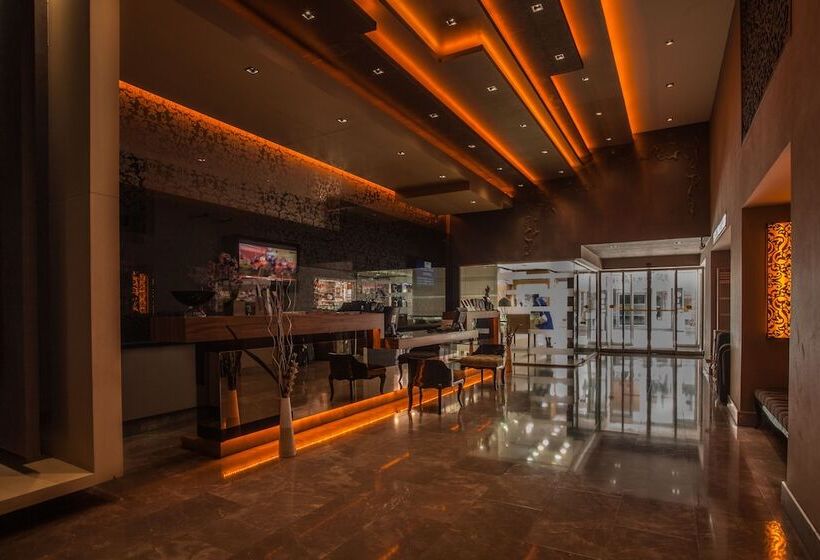 Carlton Hotel Old City