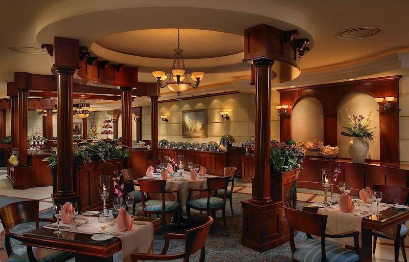 Knight Castle Hotel   Formerly Known As Carlton Palace