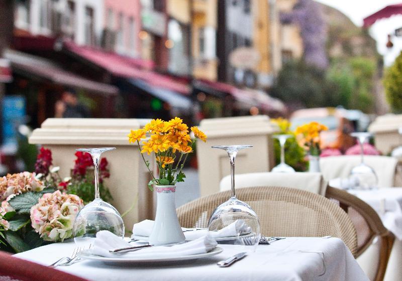 هتل Glk Premier Acropol Suites & Spa