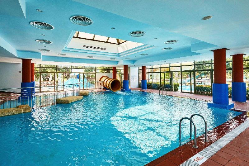 בית מלון כפרי Gloria Golf Resort