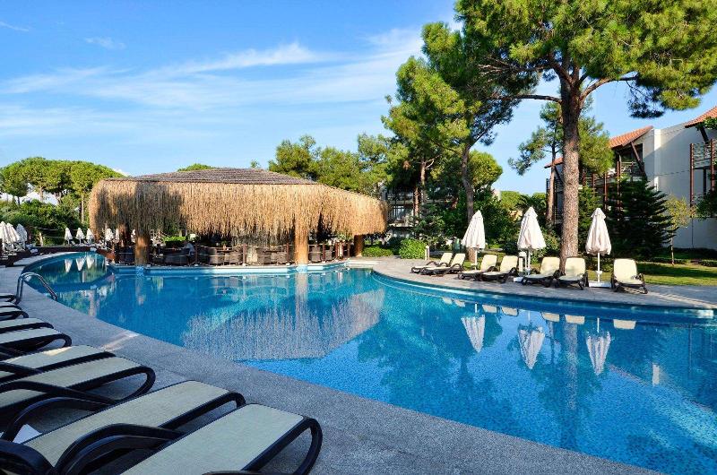 בית מלון כפרי Gloria Golf Resort