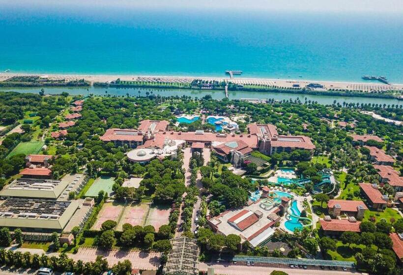 בית מלון כפרי Gloria Golf Resort