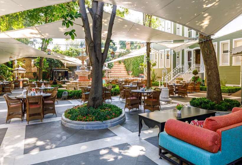Hotel Hagia Sofia Mansions Istanbul, Curio Collection By Hilton
